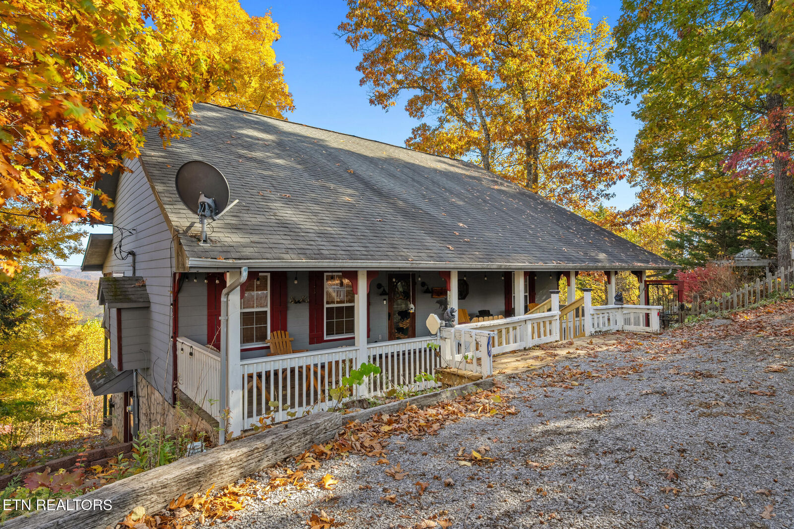 Property Photo: 714 Shell Mountain Rd TN 37876