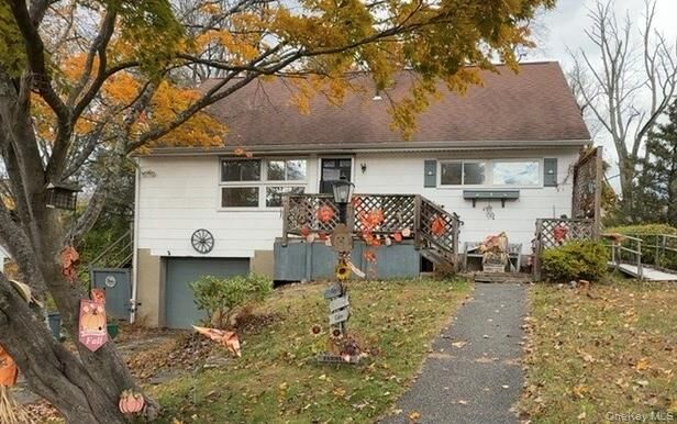 Property Photo: 724 Locksley Road NY 10598