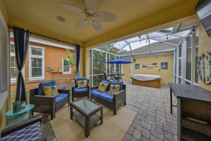 Property Photo:  511 Winterside Drive  FL 33572 