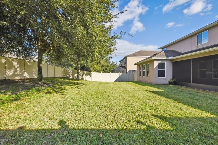 Property Photo:  4940 Palmetto Park Drive  FL 34787 