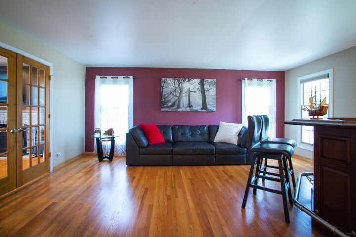 Property Photo: 523 N Ela Road IL 60010