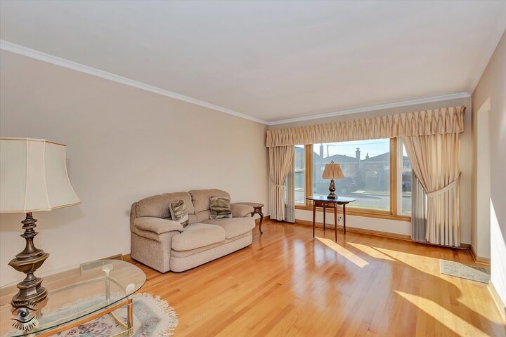 Property Photo: 5819 S Mason Avenue IL 60638