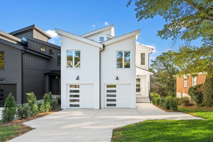 Property Photo: 2507B Barclay Dr TN 37206