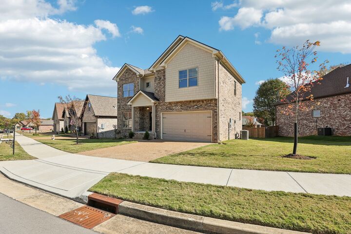 Property Photo: 7132 Silverwood Trl TN 37076