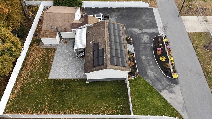 Property Photo:  28 Greenwood Avenue  MA 01876 