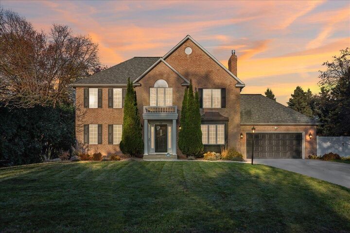 Property Photo:  9130 Hidden Meadow Road  MN 55125 