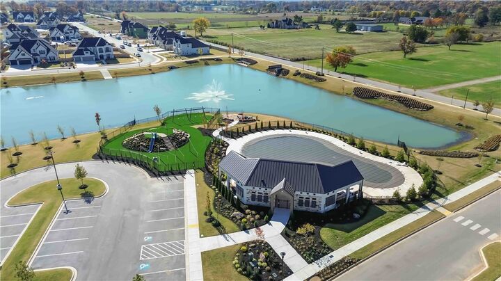 Property Photo:  4300 S 89th Place  AR 72713 