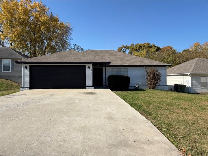 1014 E Street  Rogers AR 72756 photo