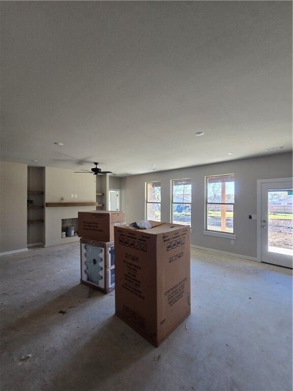 Property Photo:  2304 N Lexington Street  AR 72761 