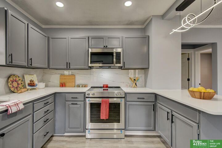 Property Photo: 4005 Ohio Street NE 68111