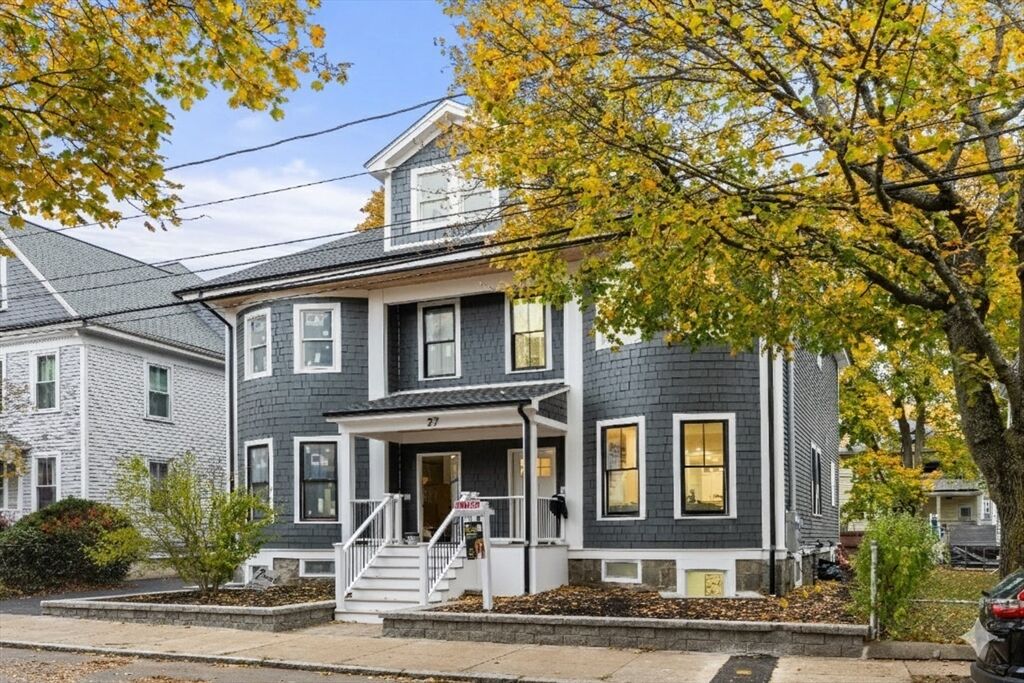 Property Photo:  27 Coolidge Rd 1  MA 02134 