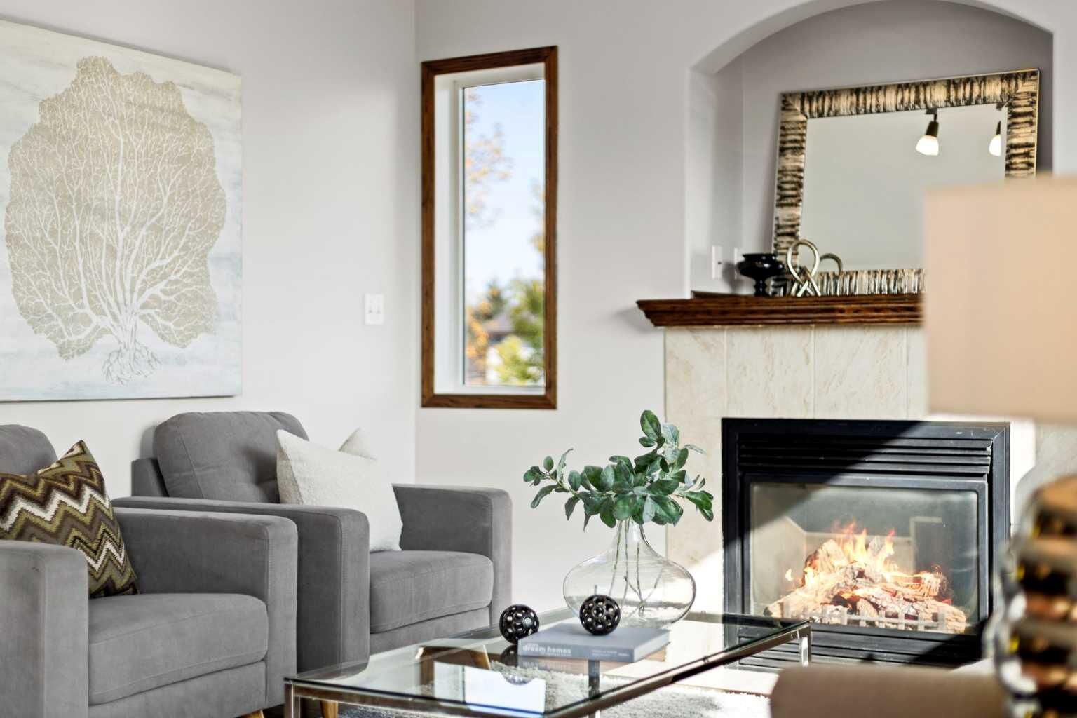 Property Photo:  668 Lancaster Drive  AB T4R 3B4 