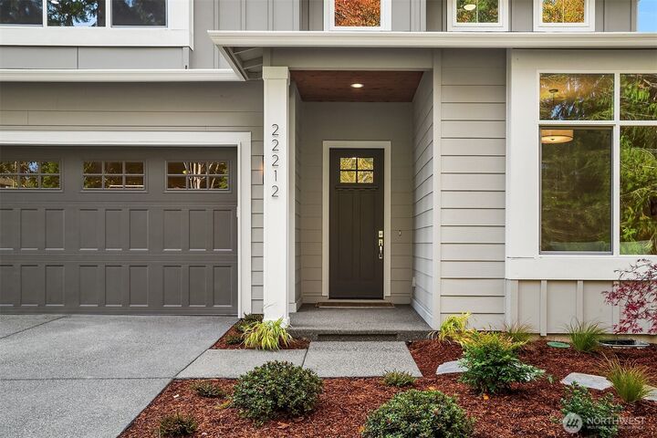 Property Photo: 22212 98th Avenue W WA 98020