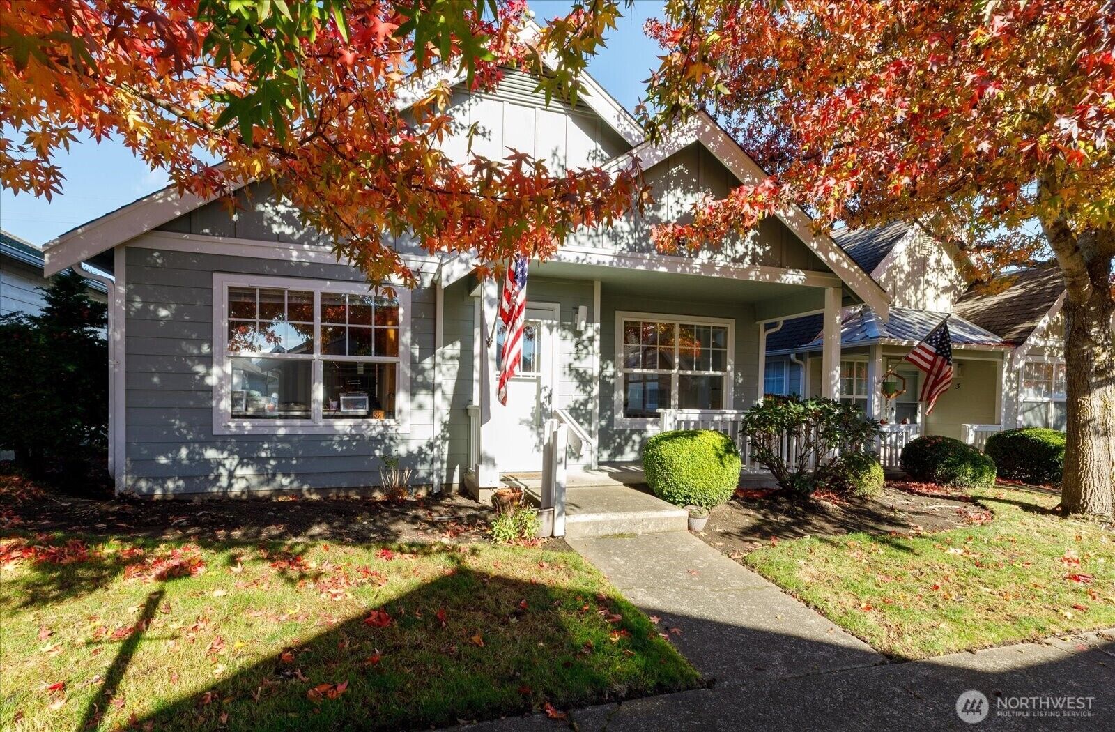 Property Photo: 161 W Whidbey Ave 5 WA 98277
