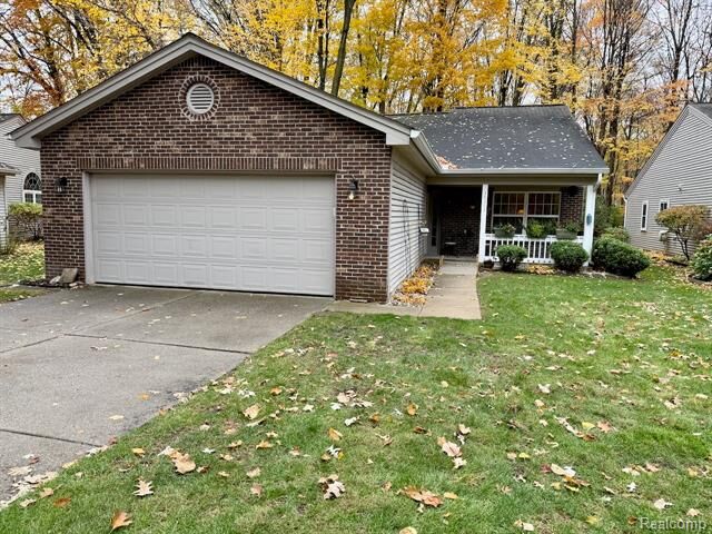 Property Photo: 39353 Armstrong Lane MI 48185