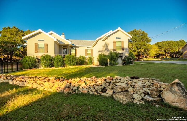Property Photo: 176 Brooklynn TX 78133