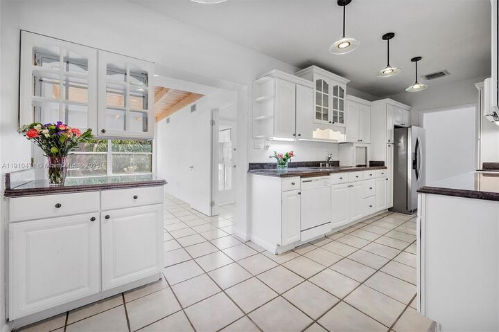 Property Photo: 11111 SW 78th Ct FL 33156