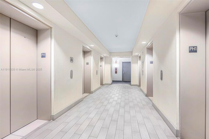 Property Photo: 1750 N Bayshore Dr 5201 FL 33132