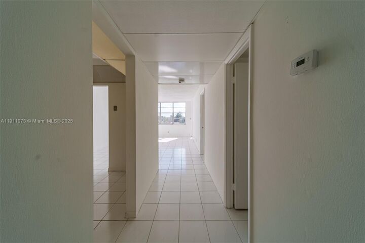 Property Photo: 2741 Taft St 312 FL 33020