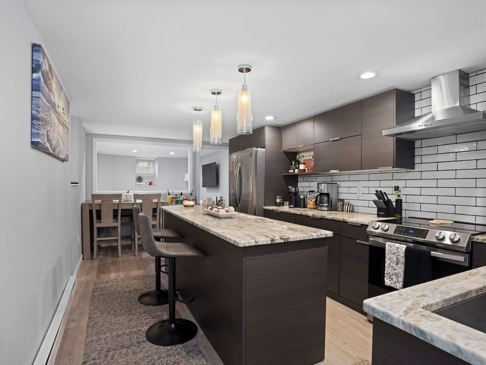 Property Photo:  5 Hundley Court Ll  CT 06902 