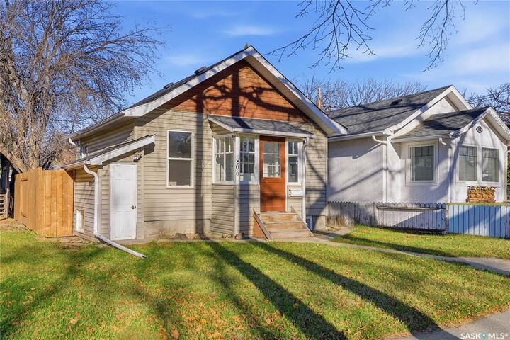 Property Photo: 806 31st Street W SK S7L 0R8