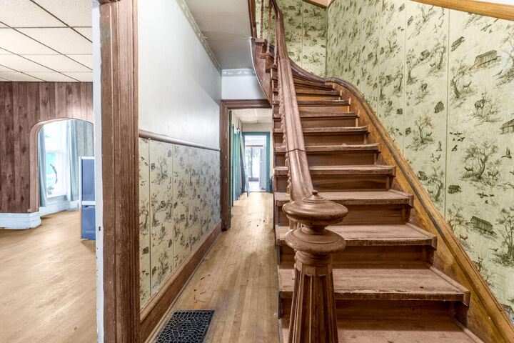 Property Photo: 813 6th Avenue IA 51501