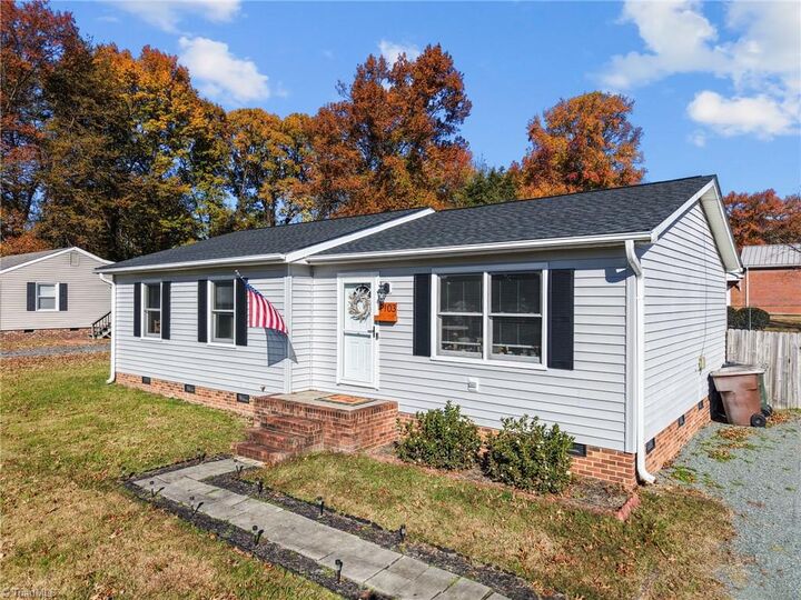 Property Photo:  1103 12th Street  NC 27405 