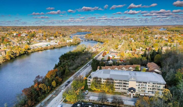 Property Photo:  40 Auburn Street 208  ON K9H 2G2 