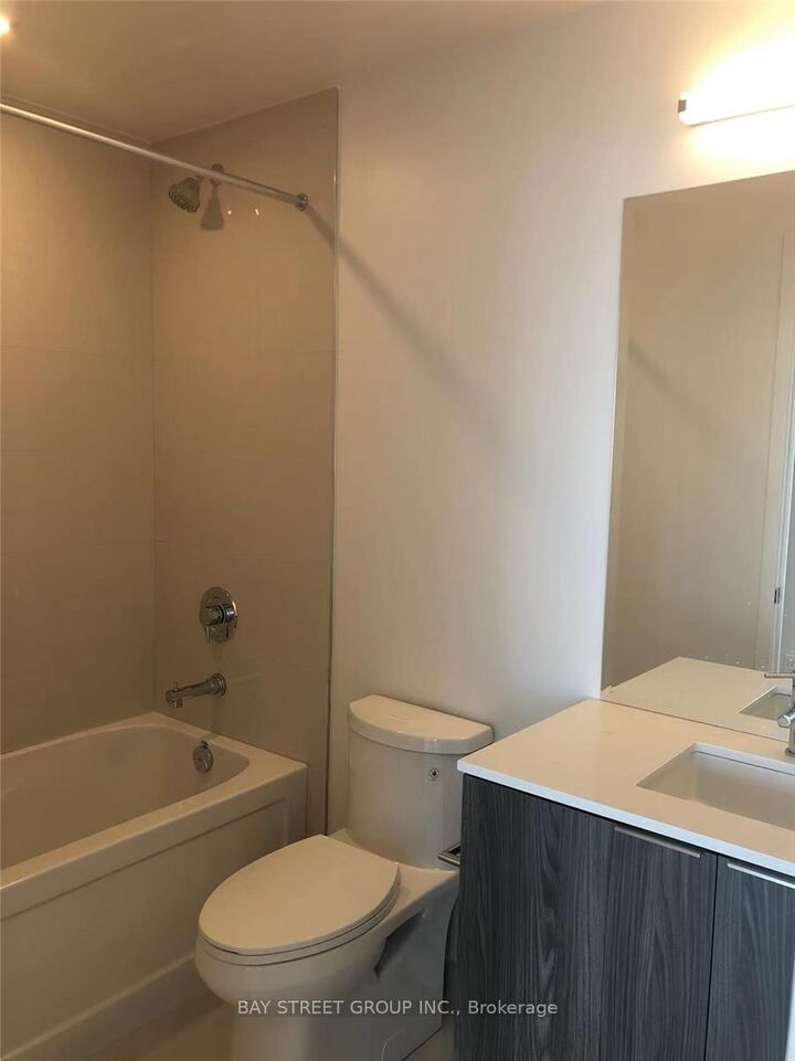 Property Photo: 15 Queens Quay E 1810 ON M5E 0C5
