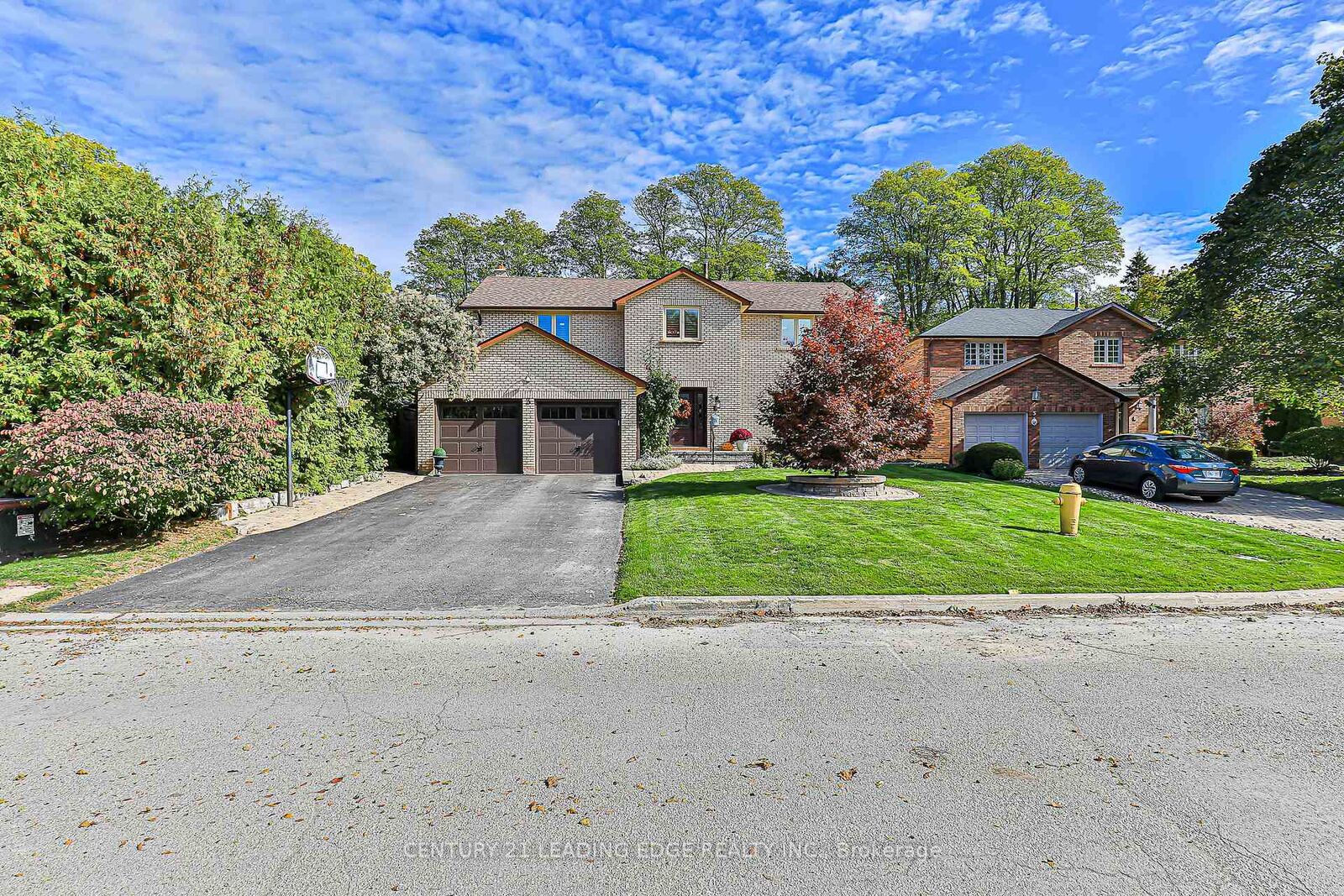 Property Photo:  3 King Arthur'S Court  ON L3P 3V4 