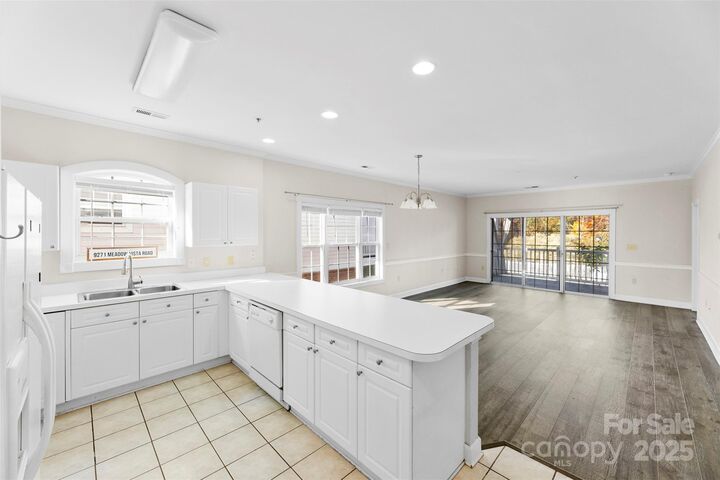 Property Photo:  9271 Meadow Vista Road  NC 28213 