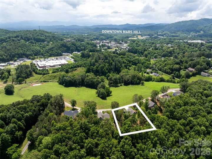 Property Photo:  224 Country Drive  NC 28754 