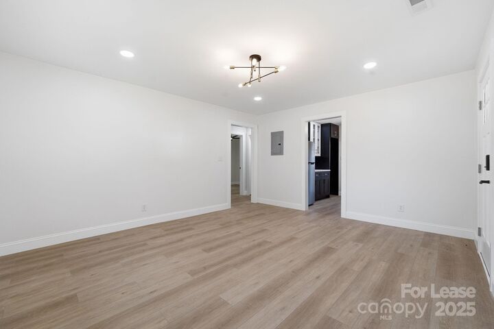 Property Photo: 1314 Anderson Street NC 28205