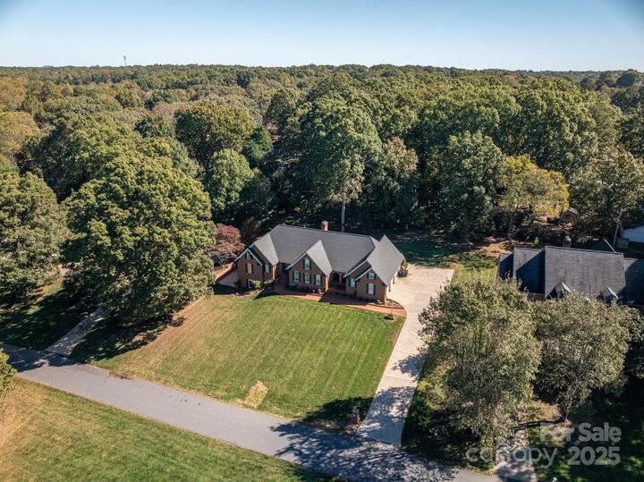 Property Photo:  208 Hollow Road  NC 28092 