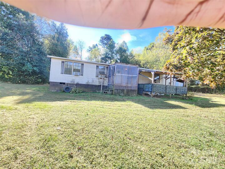 Property Photo:  4339 Angel Hill Drive  NC 28658 