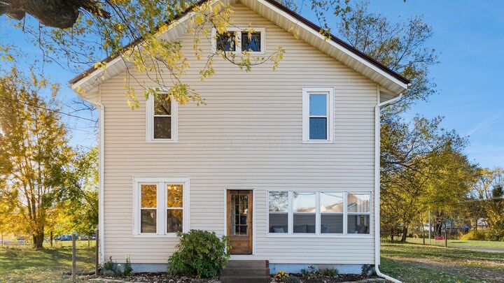 Property Photo: 1953 Horns Hill NE Road OH 43055