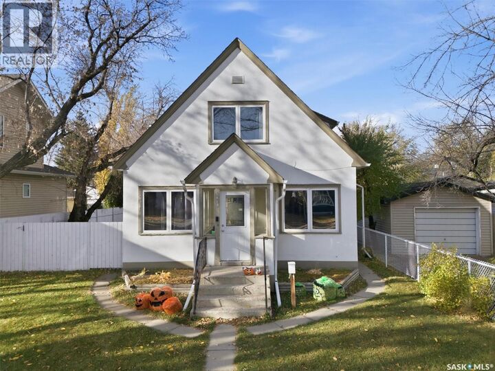 1413 Alexandra Avenue  Saskatoon SK S7K 3B8 photo