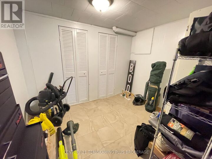 Property Photo:  125 Rorke Avenue  ON P0J 1K0 