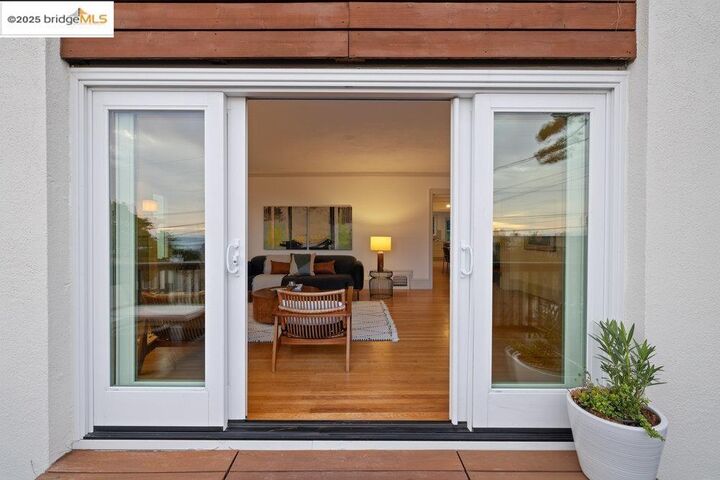 Property Photo:  589 San Luis Rd.  CA 94707 