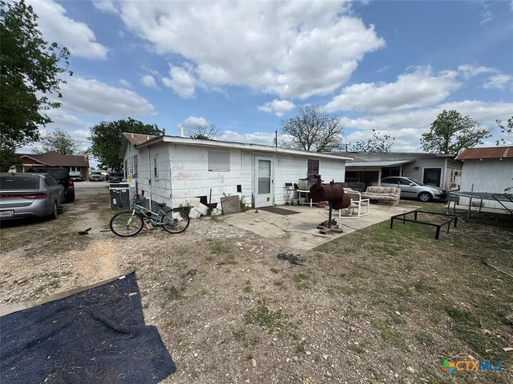 Property Photo: 145 N Kowald Lane TX 78130