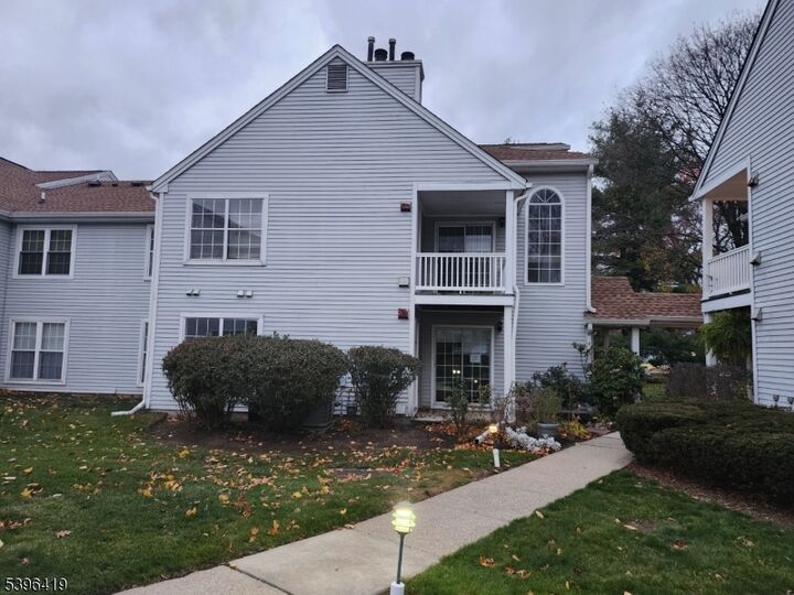 Property Photo: 5 Homestead Ln 5 NJ 07035