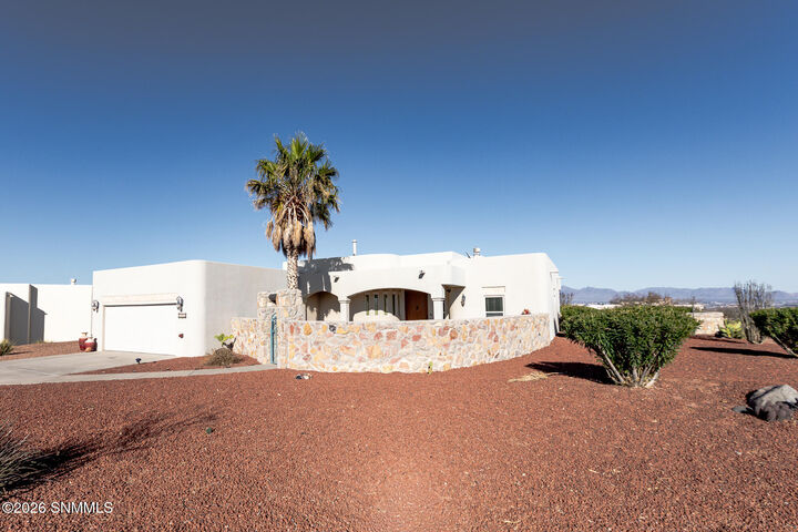 Property Photo:  1216 Titania Court  NM 88007 