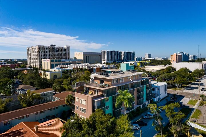 Property Photo:  750 Burlington Avenue N 5B  FL 33701 