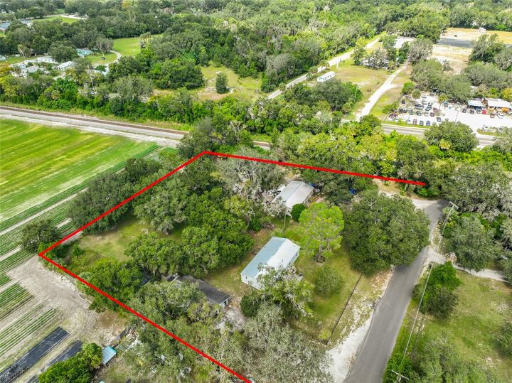 Property Photo:  1329 Wilkinson Drive  FL 33566 