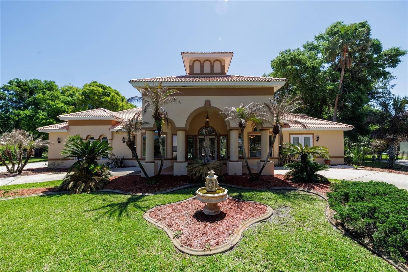 Property Photo:  58 Emerald Oaks Lane  FL 32174 