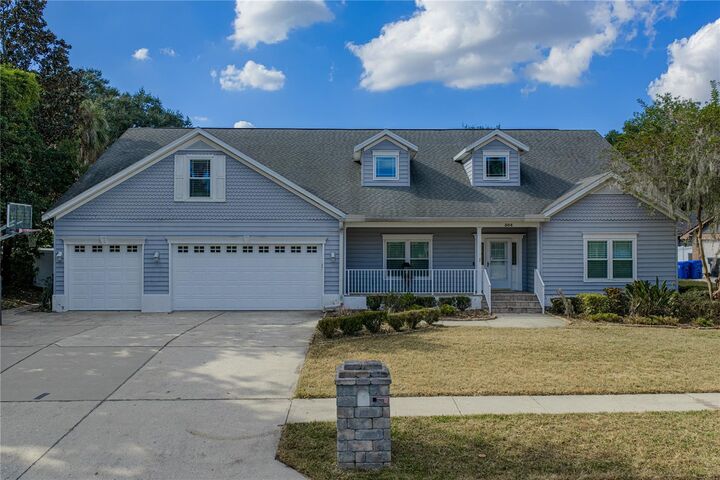 Property Photo: 504 Covington Park Street FL 33584