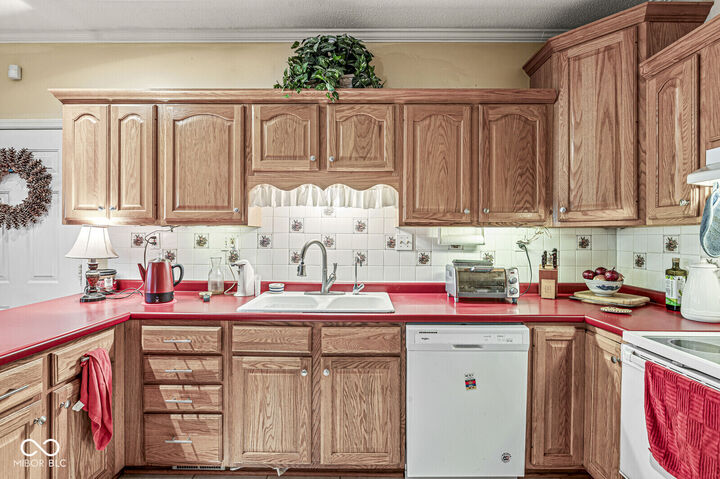 Property Photo: 12558 E 191st Street IN 46060