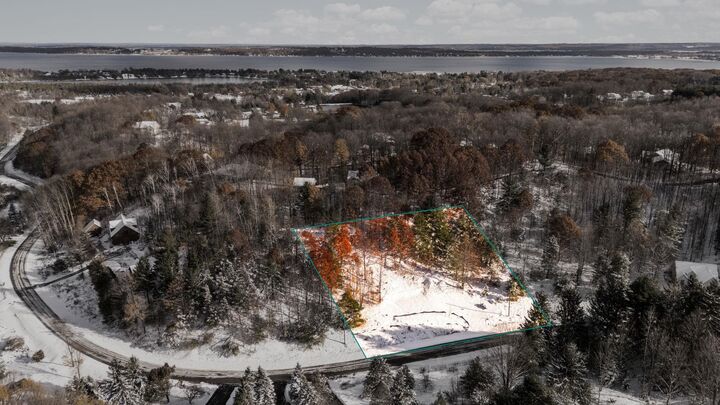 Property Photo:  9394 E Hoxie Road  MI 49621 