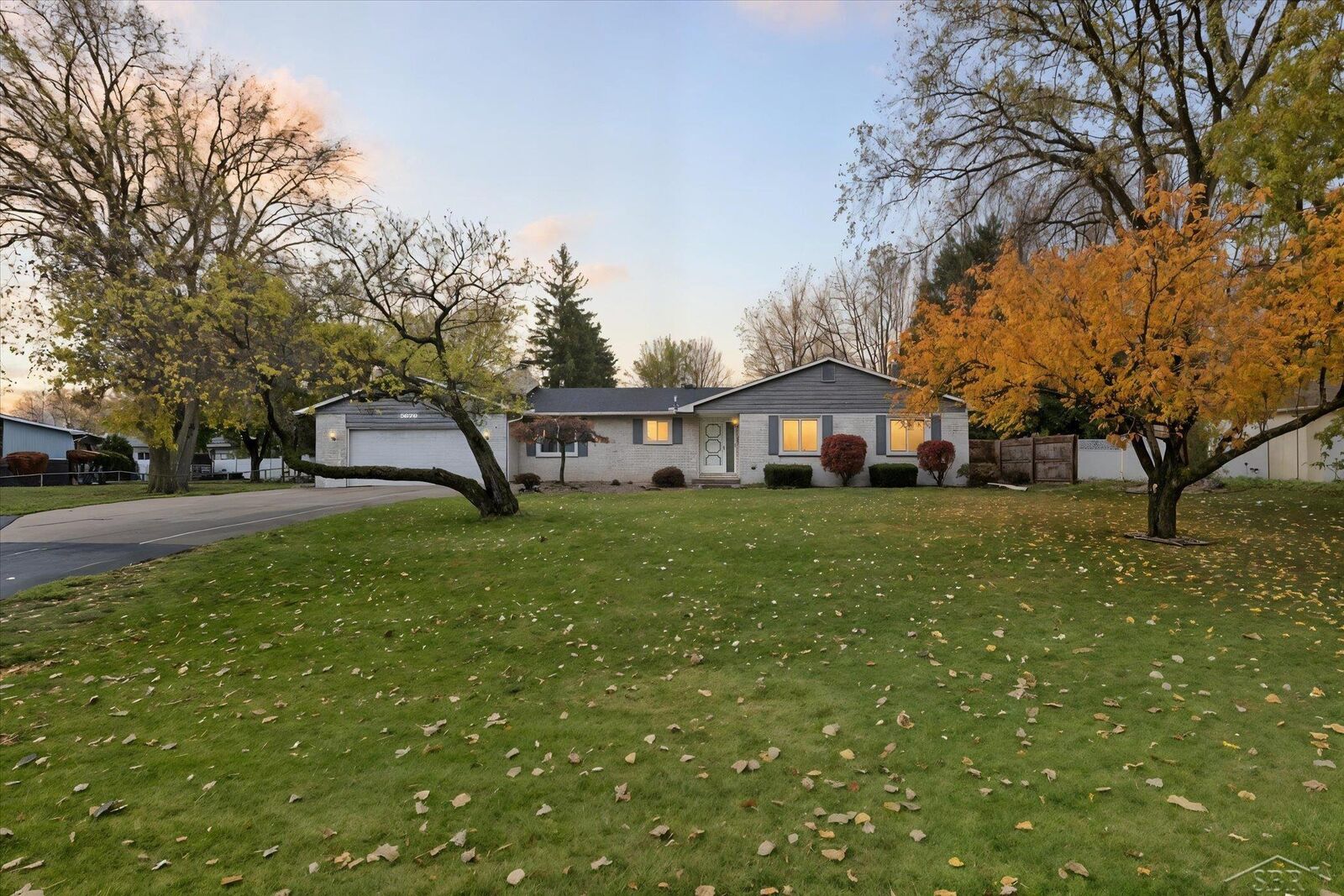 Property Photo:  5670 Tamarix Lane  MI 48603-2812 