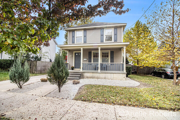 Property Photo: 344 Highland Street SE MI 49507